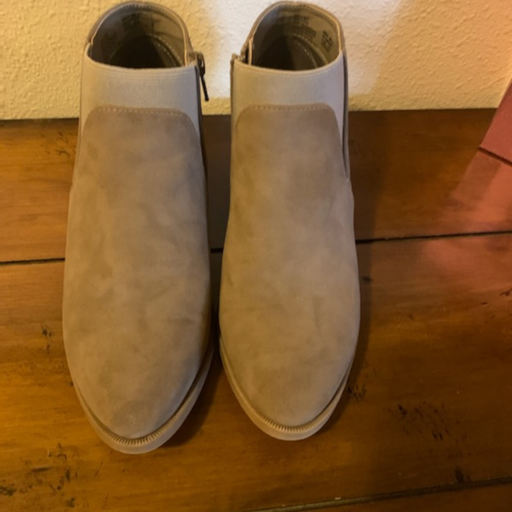 Simply Vera booties